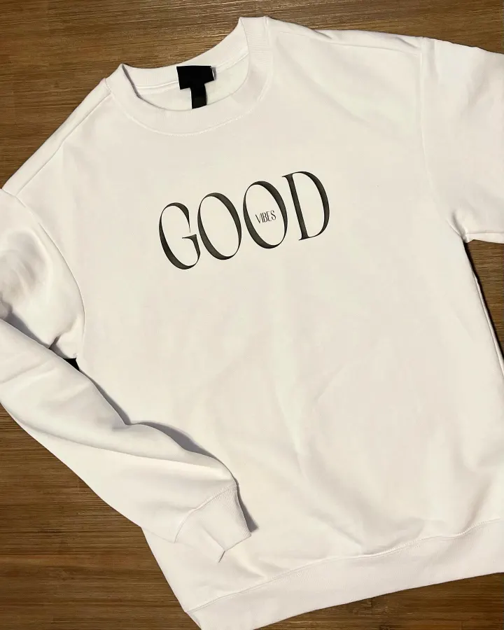 "Good Vibes" Sweatshirt